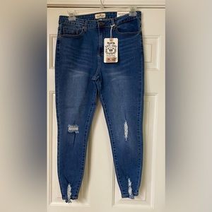 Haute Curve High Rise Skinny Jeans NWT